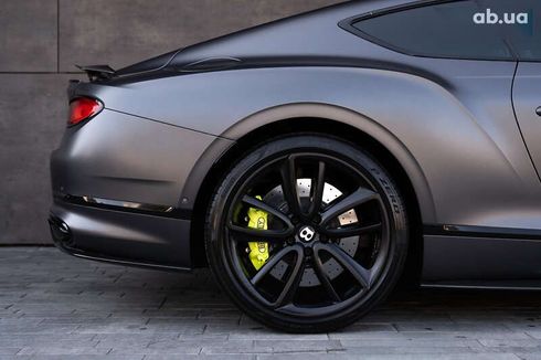 Bentley Continental GT 2018 - фото 13