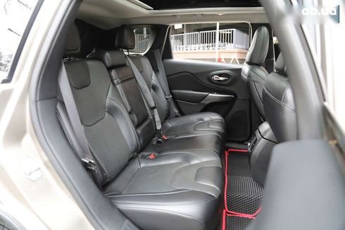 Jeep Cherokee 2018 - фото 10