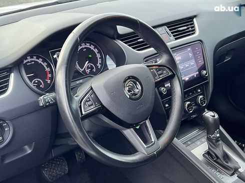 Skoda Octavia 2020 - фото 25