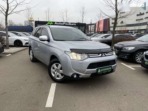 Mitsubishi Outlander 2012 - фото 4