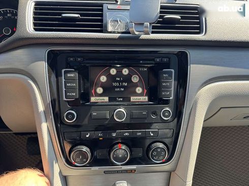 Volkswagen Passat 2014 - фото 22