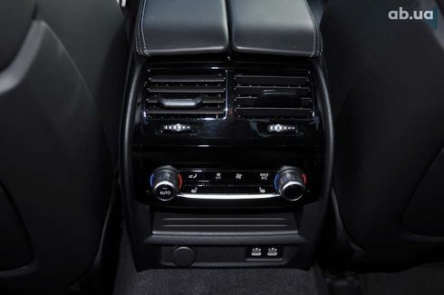 BMW M5 2022 - фото 25