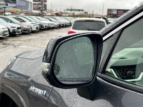 Toyota RAV4 2019 серый - фото 15