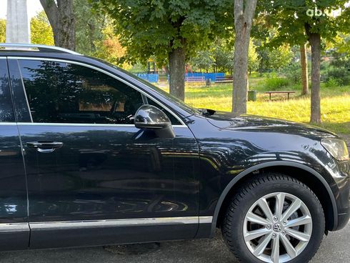 Volkswagen Touareg 2011 черный - фото 25