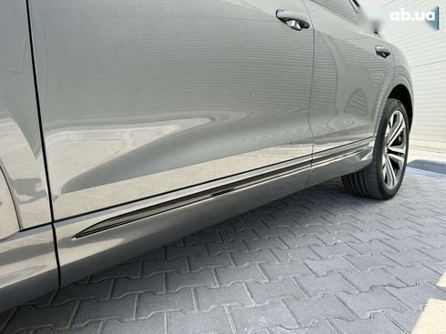 Audi Q8 2019 - фото 20