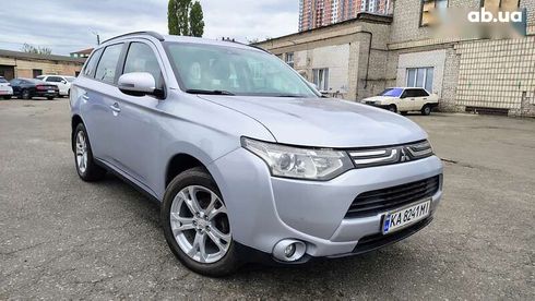 Mitsubishi Outlander 2013 - фото 2