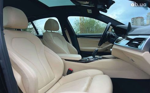 BMW 5 серия 2018 - фото 10