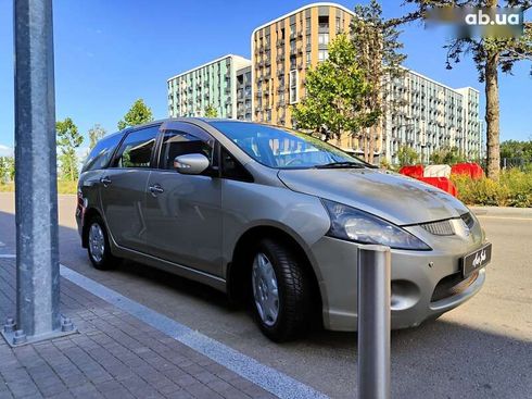 Mitsubishi Grandis 2007 - фото 23