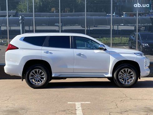 Mitsubishi Pajero Sport 2024 - фото 7