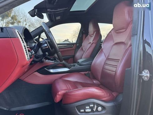 Porsche Cayenne 2019 - фото 19