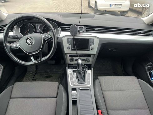 Volkswagen passat b8 2015 серый - фото 32