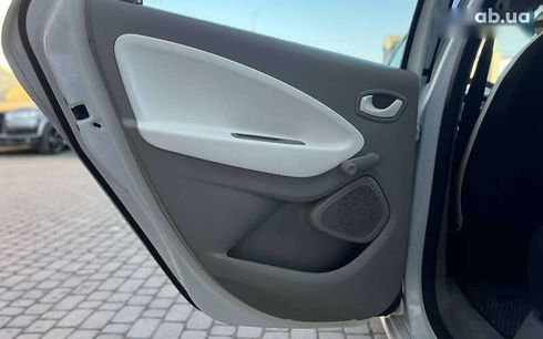 Renault Zoe 2019 - фото 23