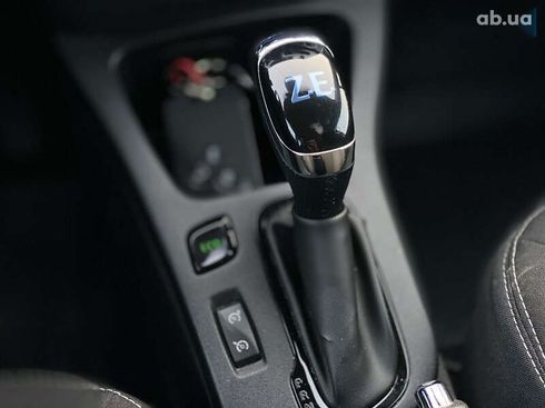Renault Zoe 2019 - фото 21