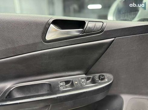 Volkswagen Passat 2010 - фото 9