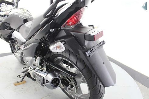 Suzuki GSR 2017 - фото 19