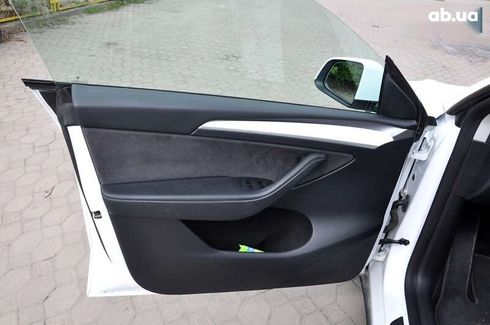 Tesla Model Y 2023 - фото 18