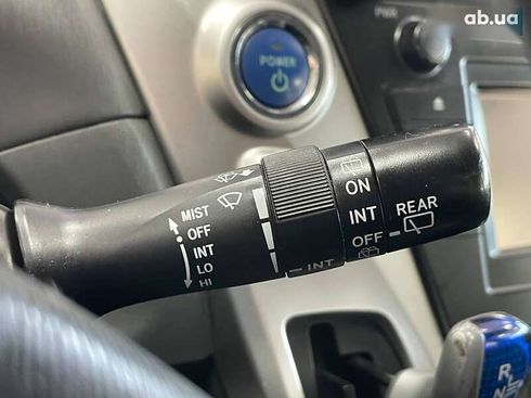 Toyota Prius 2012 - фото 24