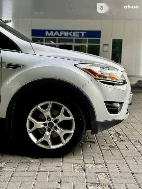 Ford Kuga 2011 - фото 8