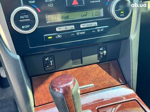 Toyota Camry 2013 - фото 25