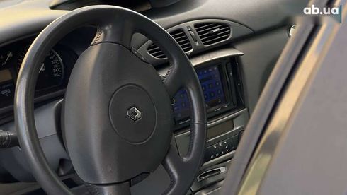Renault Laguna 2002 - фото 10