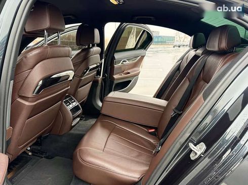 BMW 7 серия 2016 - фото 22