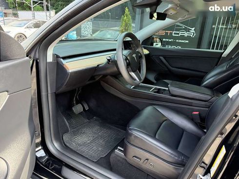 Tesla Model Y 2021 - фото 25