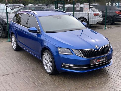 Skoda Octavia 2019 - фото 10