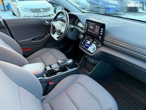 Hyundai Ioniq 2021 - фото 29