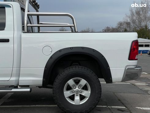 Dodge Ram 2014 белый - фото 18