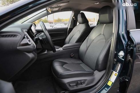 Toyota Camry 2020 - фото 7