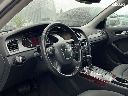 Audi A4 2010 белый - фото 13