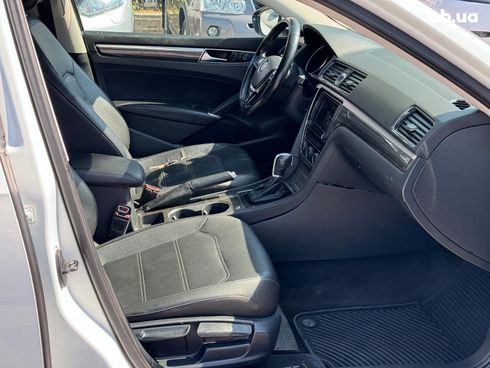 Volkswagen Passat 2016 белый - фото 66