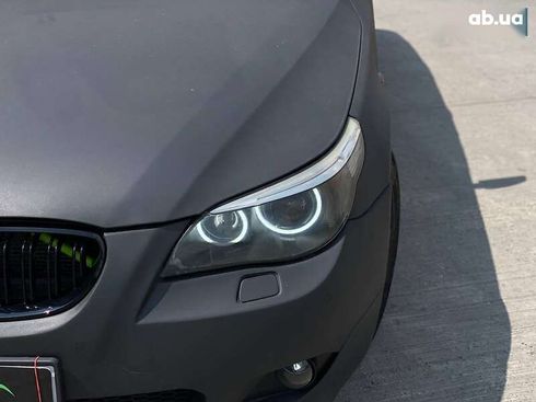 BMW 5 серия 2004 - фото 2
