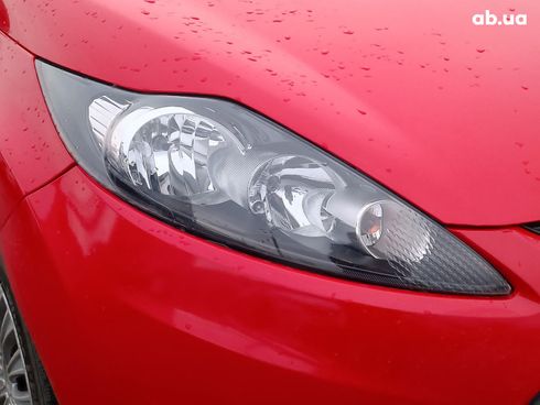 Ford Fiesta 2012 красный - фото 5