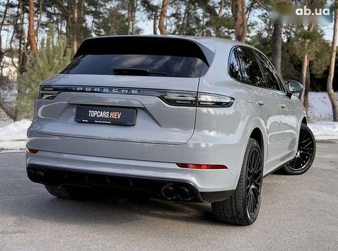 Porsche Cayenne 2018 - фото 13