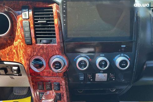 Toyota Sequoia 2008 - фото 15