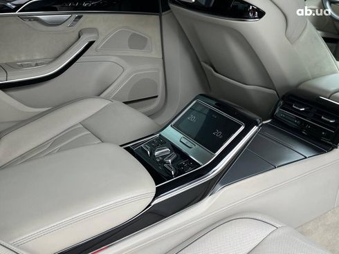 Audi A8 2018 черный - фото 14