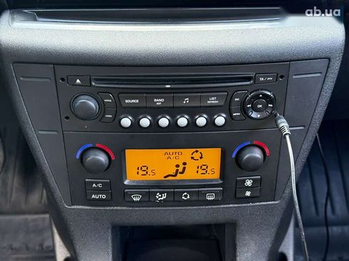 Citroёn C4 2008 - фото 30