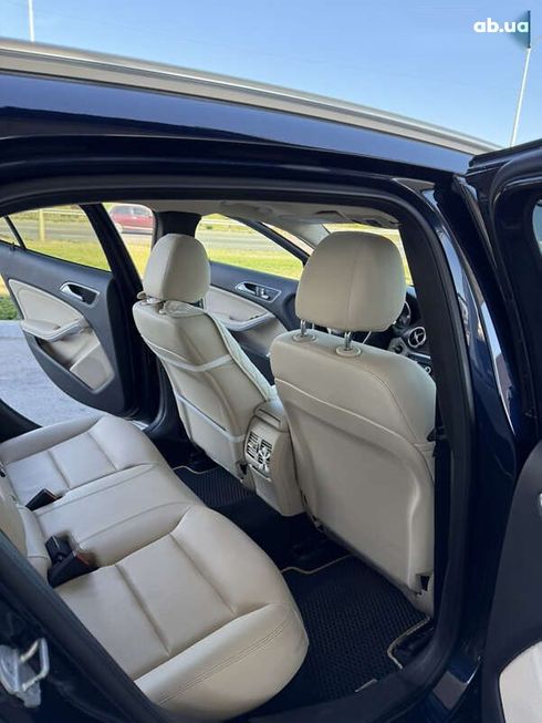 Mercedes-Benz GLA-Класс 2017 - фото 30