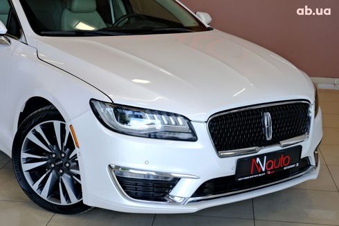 Lincoln MKZ 2017 белый - фото 3