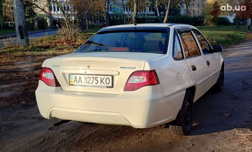 Daewoo Nexia 2014 бежевый - фото 4