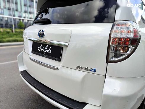 Toyota RAV4 2013 - фото 17