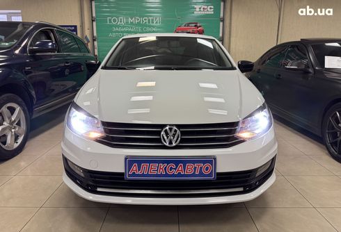 Volkswagen Polo 2017 белый - фото 2