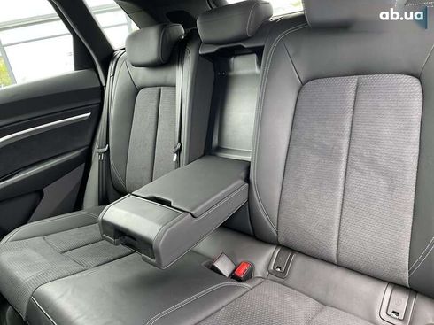 Audi e-tron S 2022 - фото 22