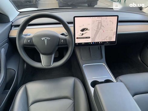 Tesla Model 3 2021 - фото 27