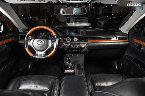 Lexus ES 2015 - фото 12