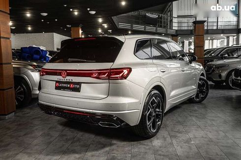 Volkswagen Touareg 2024 - фото 2