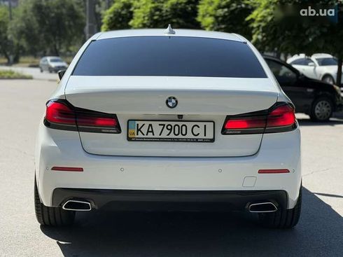 BMW 5 серия 2020 - фото 14
