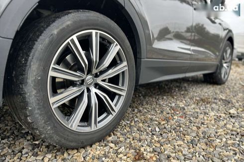 Audi Q8 2019 - фото 9