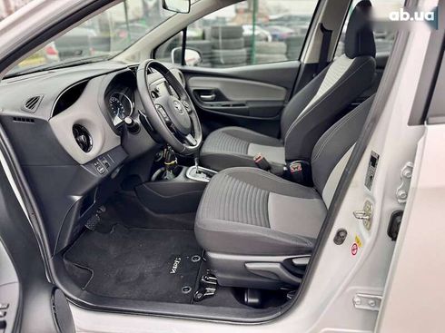 Toyota Yaris 2017 - фото 20